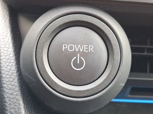 Used 2025 Toyota Prius AWD image 23