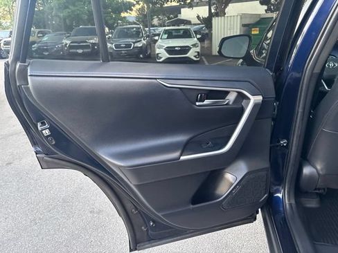 Used 2020 Toyota RAV4 XSE AWD/4WD image 33