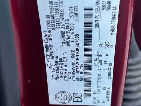 Used 2016 Ford F150 Lariat image 31