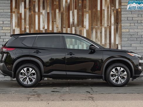 Used 2022 Nissan Rogue SV AWD/4WD image 8