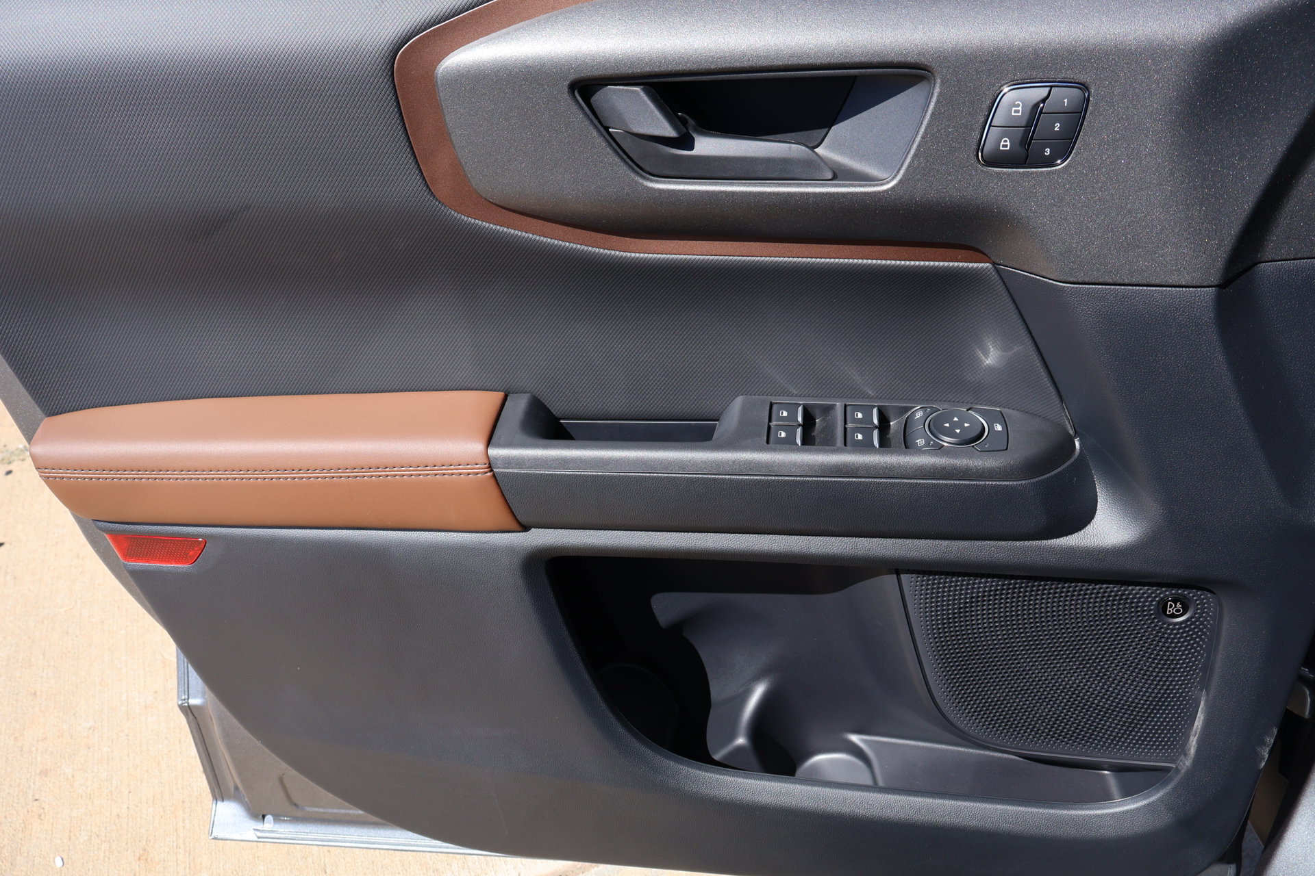 New 2026 Ford Bronco Sport Outer Banks w/ Outer Banks Tech Package+ AWD/4WD image 17