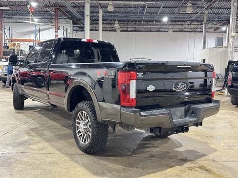 Used 2017 Ford F350 King Ranch w/ King Ranch Ultimate Package image 9