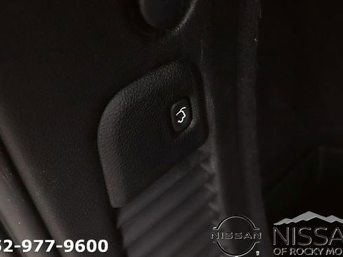 Used 2024 Dodge Durango GT image 18