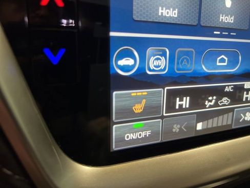 Used 2025 Subaru Outback Premium w/ Popular Package #1A image 35