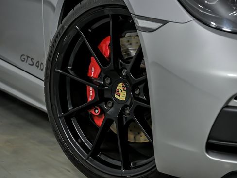 Used 2022 Porsche 718 Cayman GTS image 4