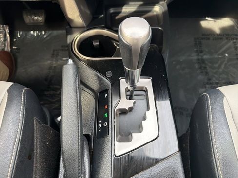 Used 2017 Toyota RAV4 Limited AWD/4WD image 28