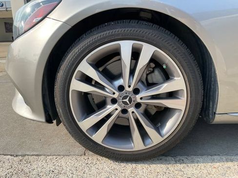 Used 2019 Mercedes-Benz C 300 Sedan image 17