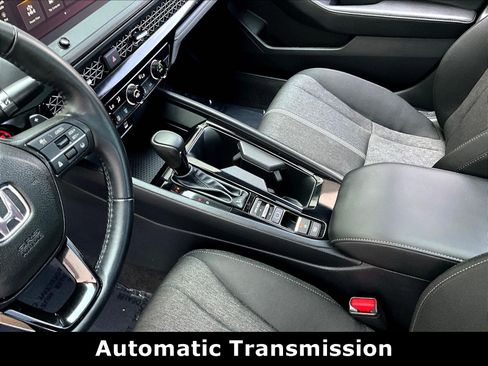 Used 2024 Honda Accord Sport image 17