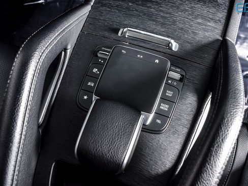 Used 2024 Mercedes-Benz GLE 350 4MATIC image 28