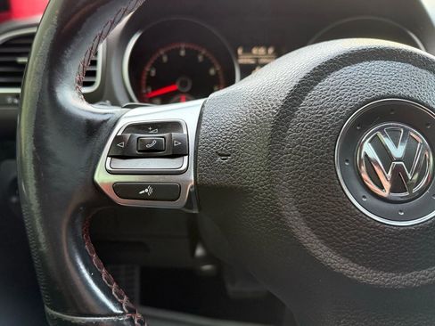 Used 2014 Volkswagen GTI Driver's Edition FWD image 14