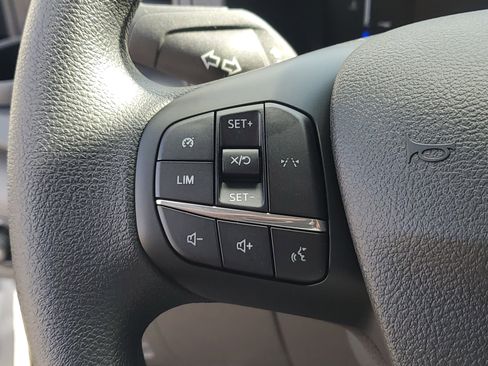 New 2026 Ford Transit 250 148 Medium Roof image 31