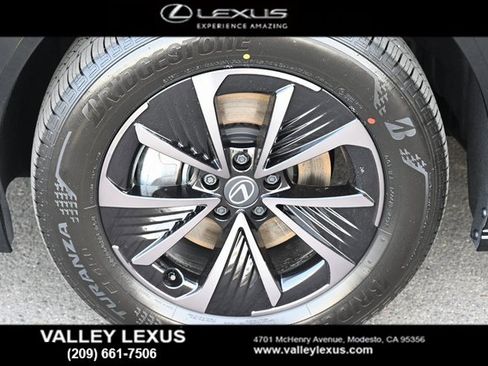 New 2026 Lexus RZ 350e image 6