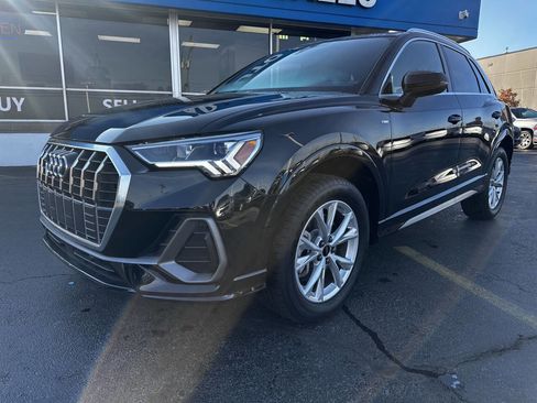 Used 2025 Audi Q3 2.0T Premium image 5