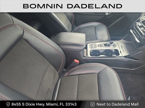 Used 2022 Ford Explorer ST-Line w/ Class IV Trailer Tow Package image 22