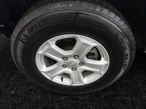 Certified 2023 Jeep Wrangler Sport S image 21