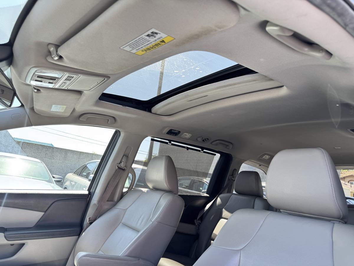 Used 2014 Honda Odyssey EX-L image 42