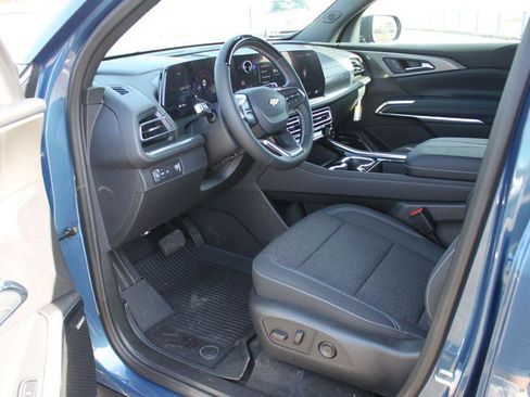 New 2026 Chevrolet Traverse LT w/ Enhanced Driving Package image 12