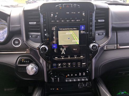 Used 2019 RAM 1500 Limited RWD image 17