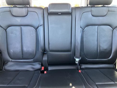 Used 2022 Jeep Grand Cherokee Limited w/ Luxury Tech Group II image 33