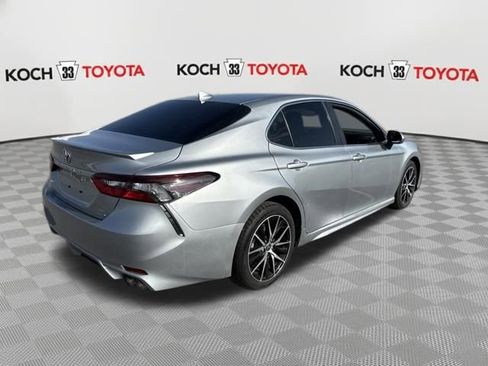 Used 2024 Toyota Camry SE w/ Convenience Package image 8