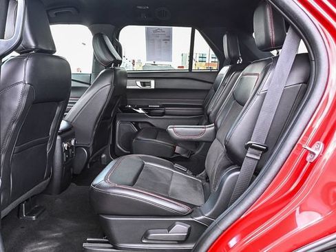 Certified 2023 Ford Explorer ST-Line w/ Class IV Trailer Tow Package RWD image 22