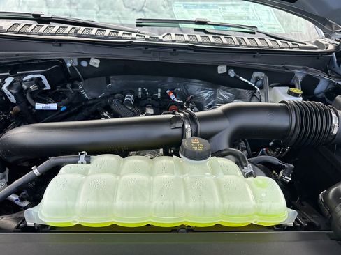 New 2026 Ford Expedition Tremor image 18