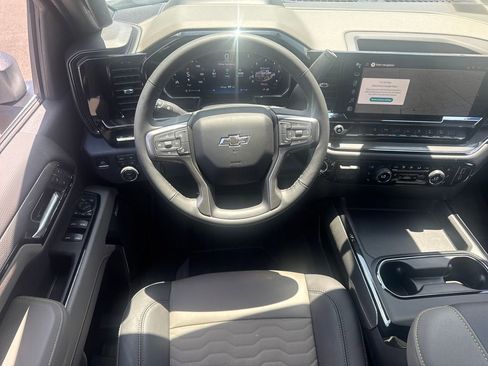 New 2026 Chevrolet Silverado 2500 ZR2 AWD/4WD image 15