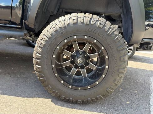 Used 2020 Toyota Tacoma TRD Pro AWD/4WD image 10