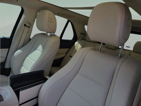 Certified 2022 Mercedes-Benz GLE 350 4MATIC image 17