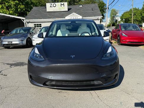 Used 2023 Tesla Model Y Long Range AWD/4WD image 9