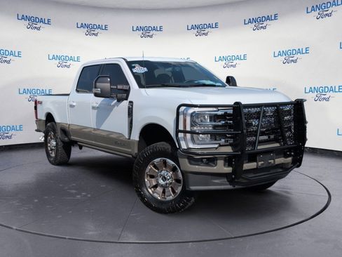 Used 2026 Ford F250 King Ranch w/ FX4 Off-Road Package AWD/4WD image 2