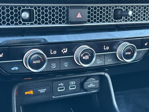 Used 2023 Honda Civic Touring image 22