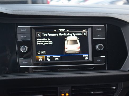 Used 2020 Volkswagen Jetta S w/ Driver Assistance Package image 17