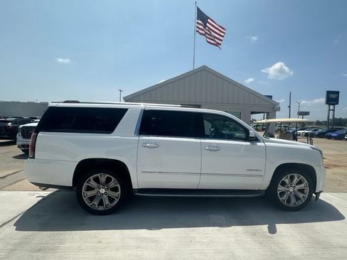 Used 2016 GMC Yukon XL Denali w/ Open Road Package RWD image 8