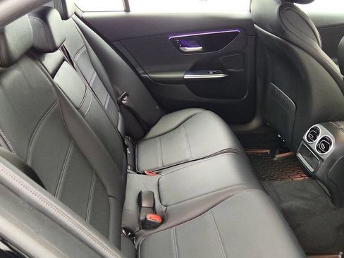 Used 2023 Mercedes-Benz C 300 4MATIC Sedan image 21
