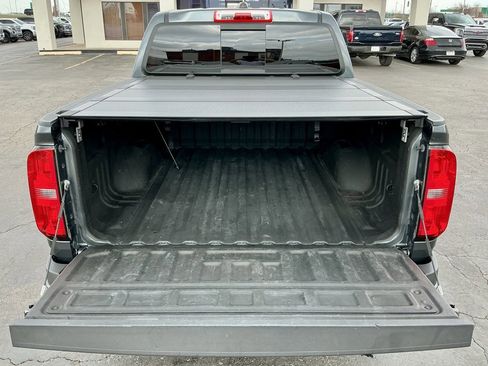 Used 2017 Chevrolet Colorado Z71 image 17