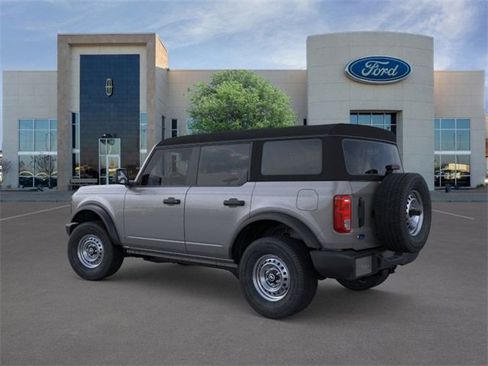 New 2025 Ford Bronco 4-Door image 4