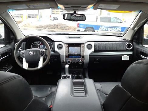 Used 2017 Toyota Tundra Platinum image 22