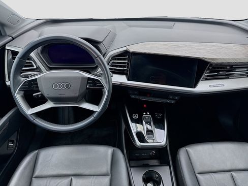 Used 2023 Audi Q4 e-tron Premium Plus w/ Premium Plus image 15