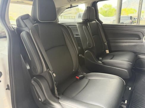 Used 2025 Honda Odyssey Elite image 19