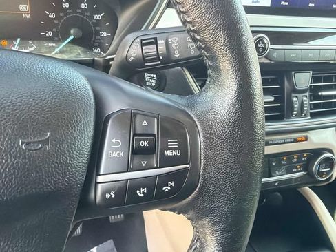 Used 2020 Ford Escape SEL AWD/4WD image 30