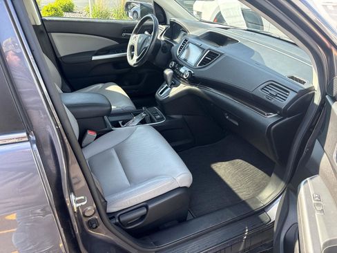 Used 2016 Honda CR-V Touring image 14