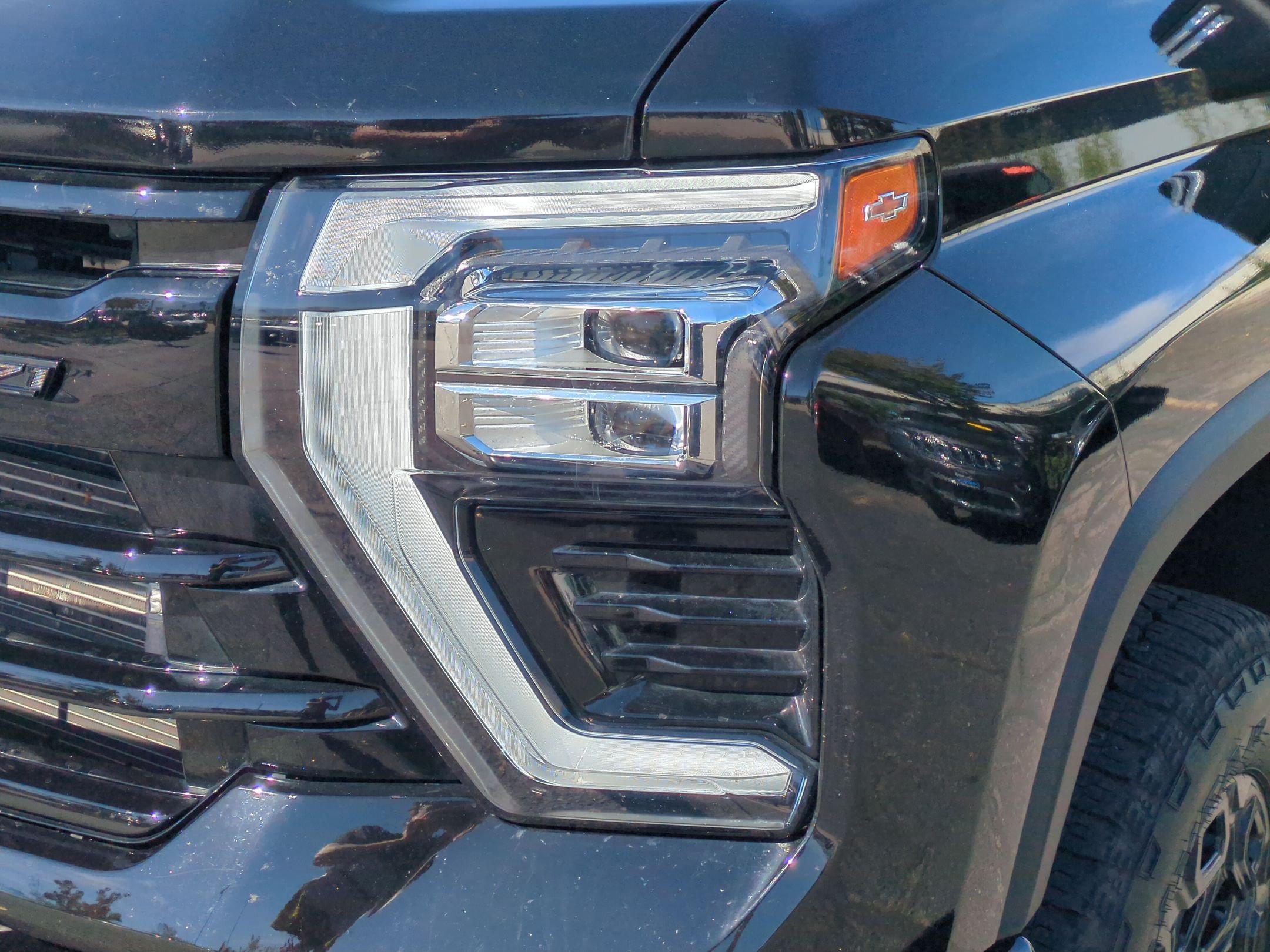 Used 2024 Chevrolet Silverado 3500 LTZ w/ LTZ Plus Package AWD/4WD image 11