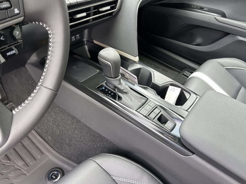 New 2026 Toyota Camry SE FWD image 19