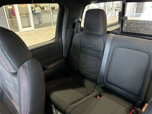 New 2026 Nissan Frontier PRO-4X w/ Pro-4x Convenience Package AWD/4WD image 4