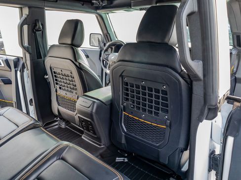 Used 2024 Ford Bronco Badlands image 33