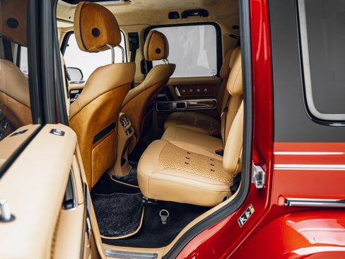 Used 2026 Mercedes-Benz G 63 AMG 4MATIC image 30