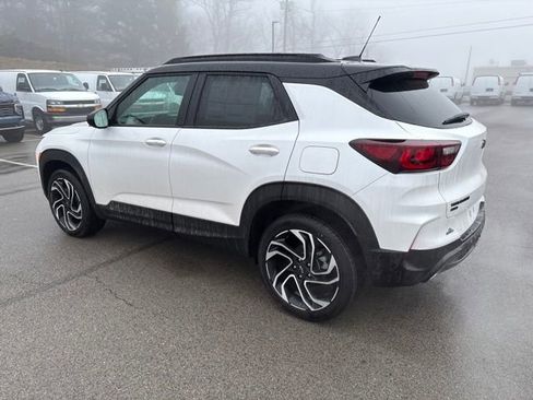 New 2026 Chevrolet TrailBlazer RS w/ Driver Confidence Package image 3