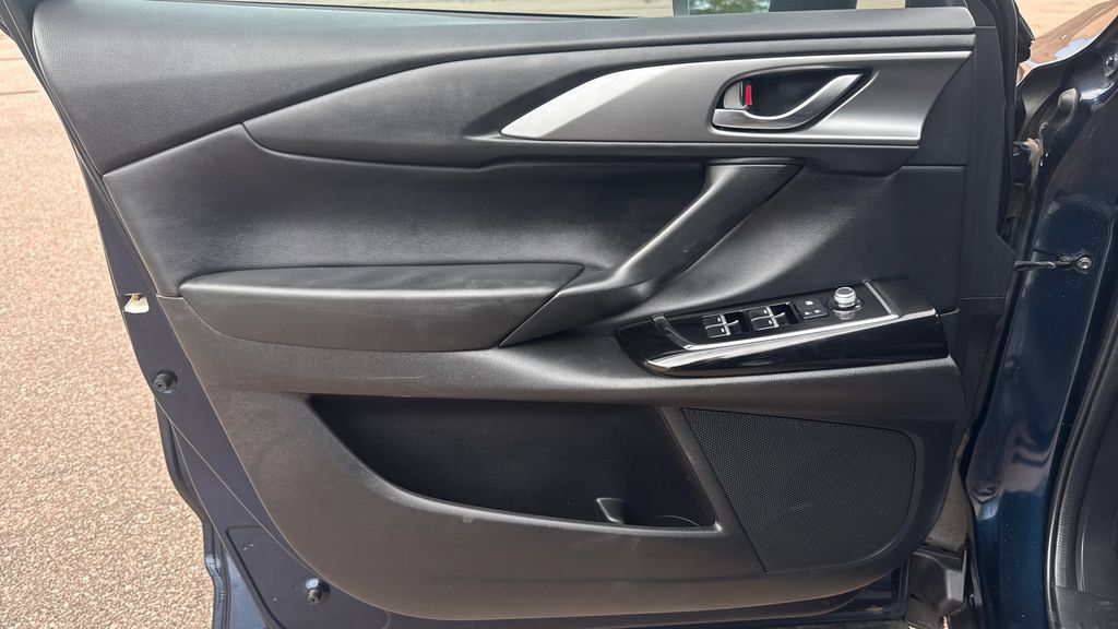 Used 2023 MAZDA CX-9 Touring AWD/4WD image 24