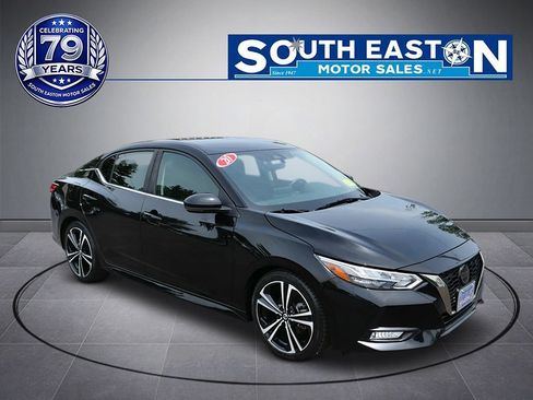 Used 2020 Nissan Sentra SR w/ Electronics Package FWD image 2